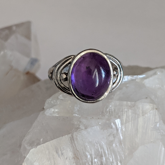 Natural Amethyst, 925 Silver Ring, size 6 - Picture 9 of 10